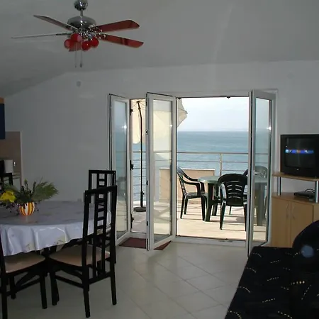 Njofra Banj Apartment Exterior photo